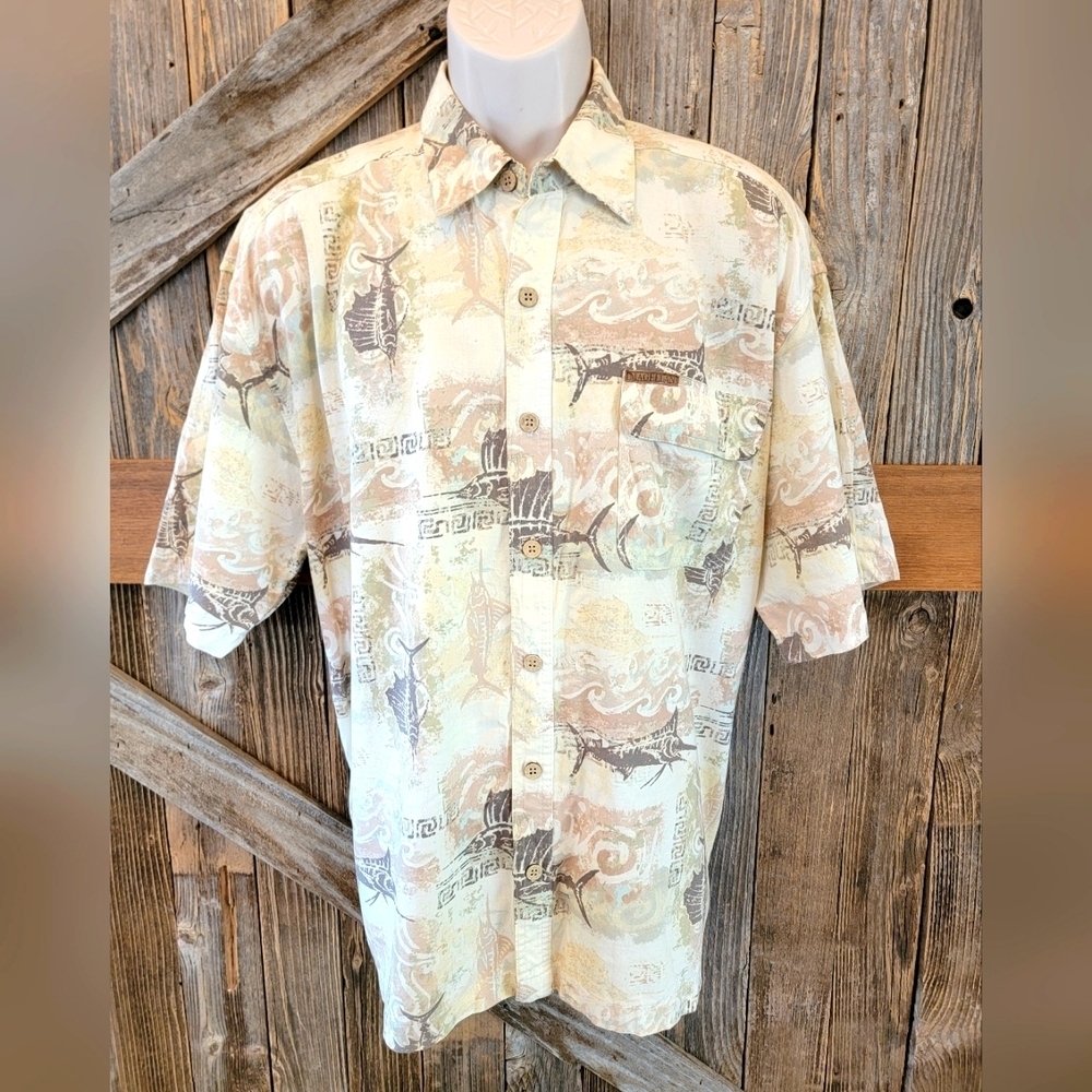 Magellan Sportswear Fishing Print Short Sleeve Button Up Shirt Men's Size XL